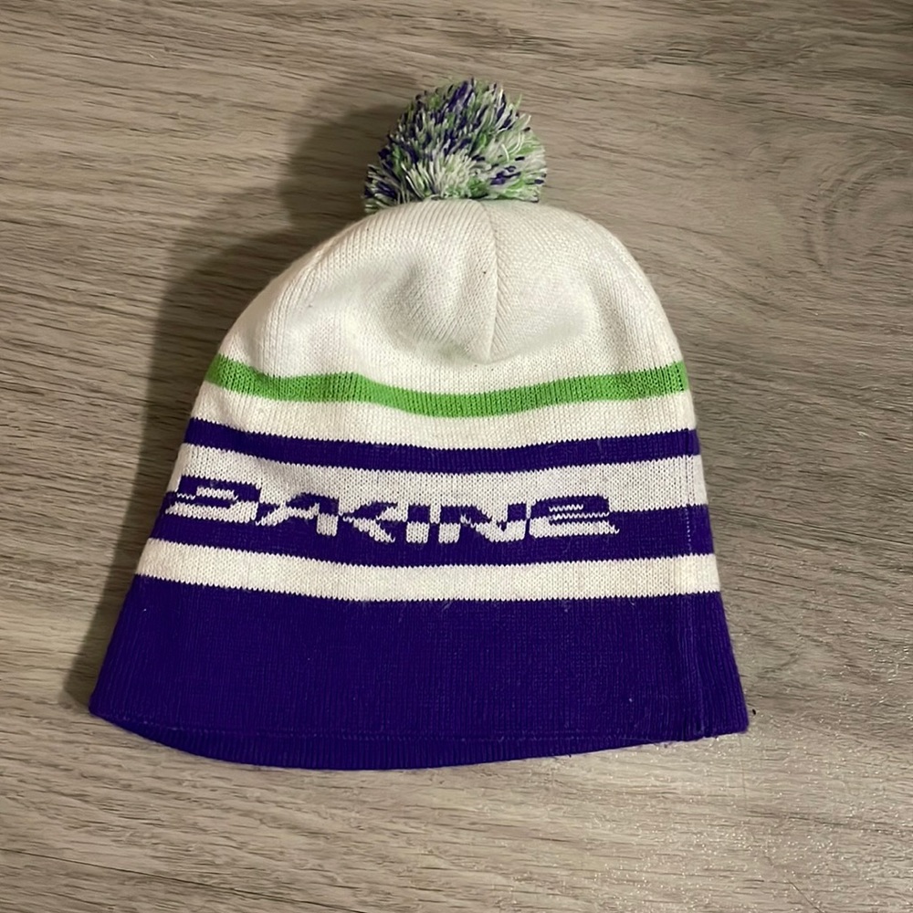 Dakine beanie